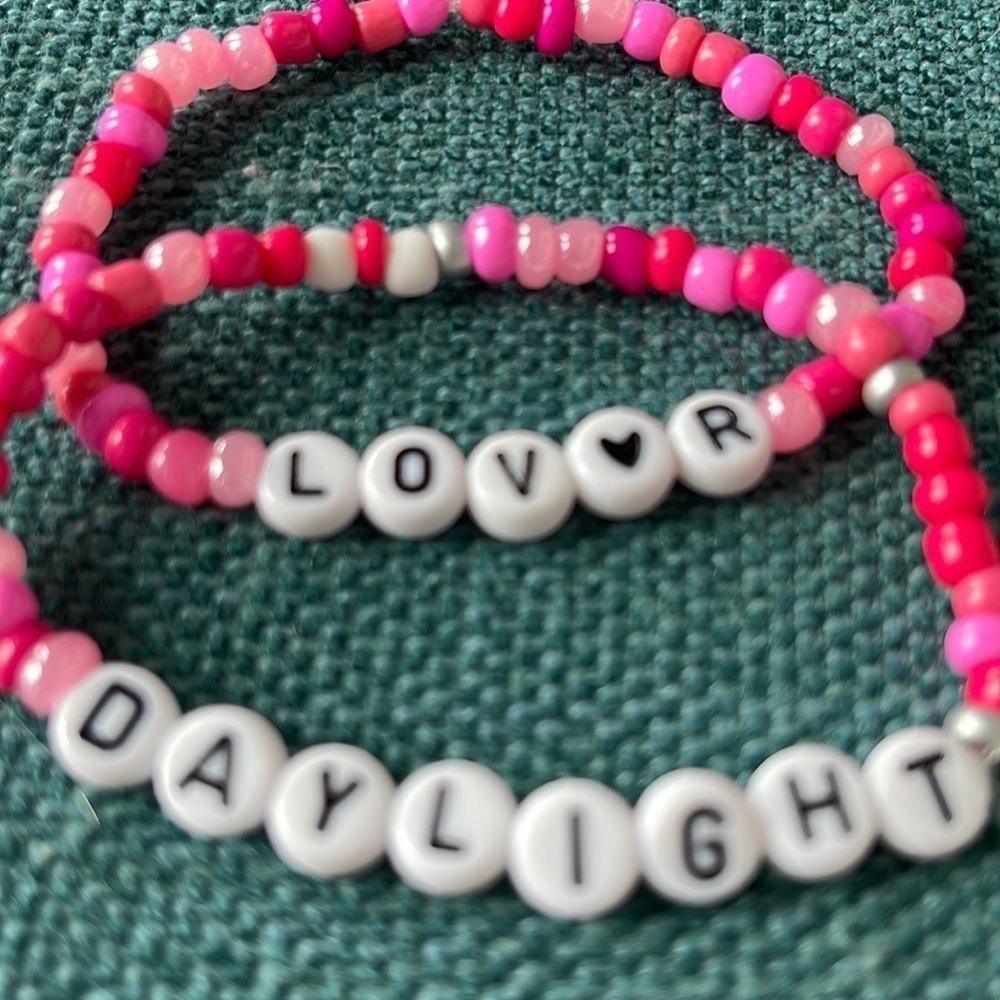 Pack of 13 Friendship Bracelets for Trading—Assorted Eras—get ready 4 Vancouver - Picture 6 of 13